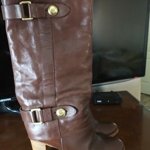 Elegant Classy Coach 👢 Boots
